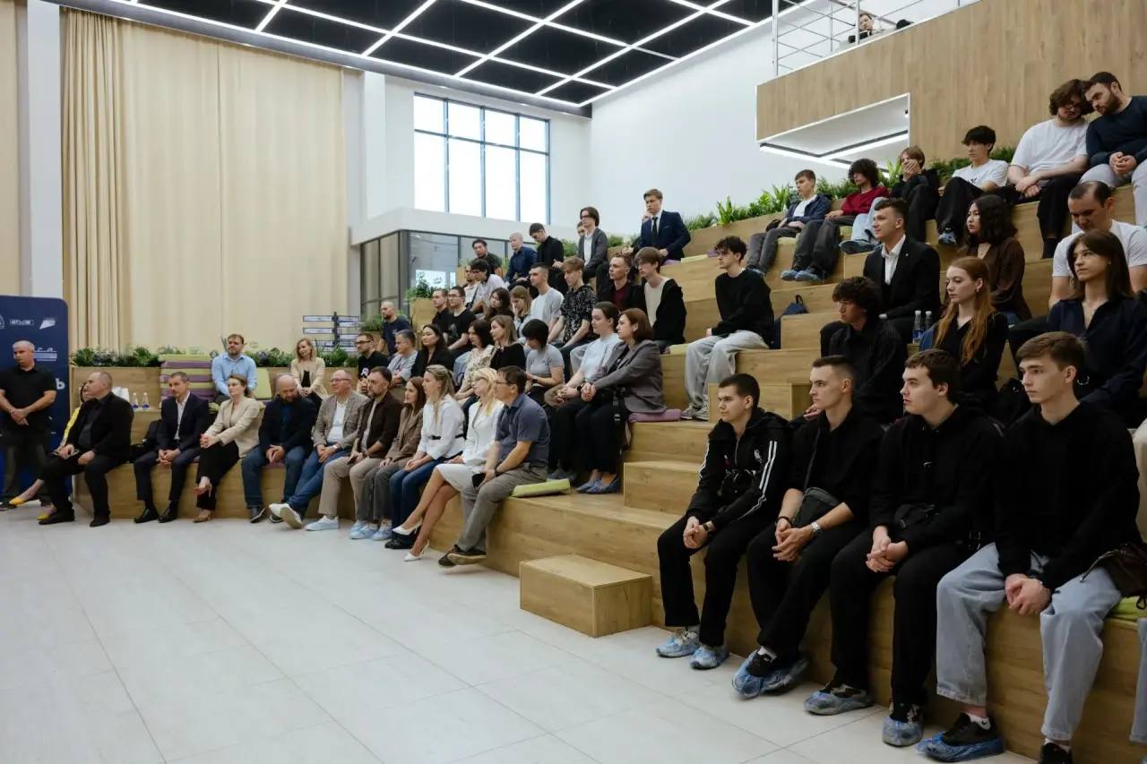 В Астраханской области прошла студенческая конференция «Первый месяц работы в ИБ органов власти: советы от тех, кто прошел этот путь»