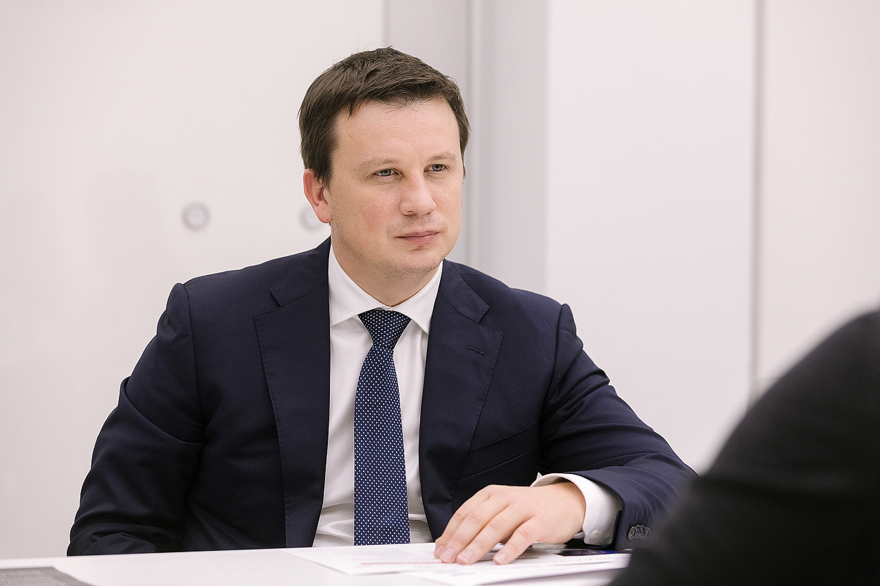 В России стало меньше спам-звонков, однако люди говорят с мошенниками дольше