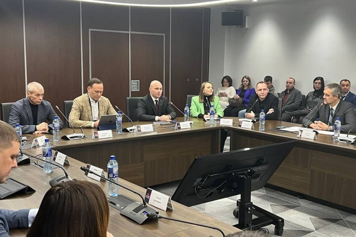 УЧАСТНИКИ ПАРТПРОЕКТА «ЦИФРОВАЯ РОССИЯ» ПРОВЕЛИ СЕССИЮ, ПОСВЯЩЕННУЮ ИСКУССТВЕННОМУ ИНТЕЛЛЕКТУ