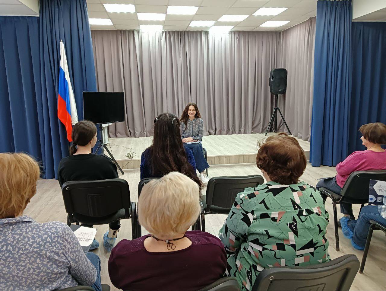 О главных схемах мошенничества в мессенджерах предупредили пермских пенсионеров