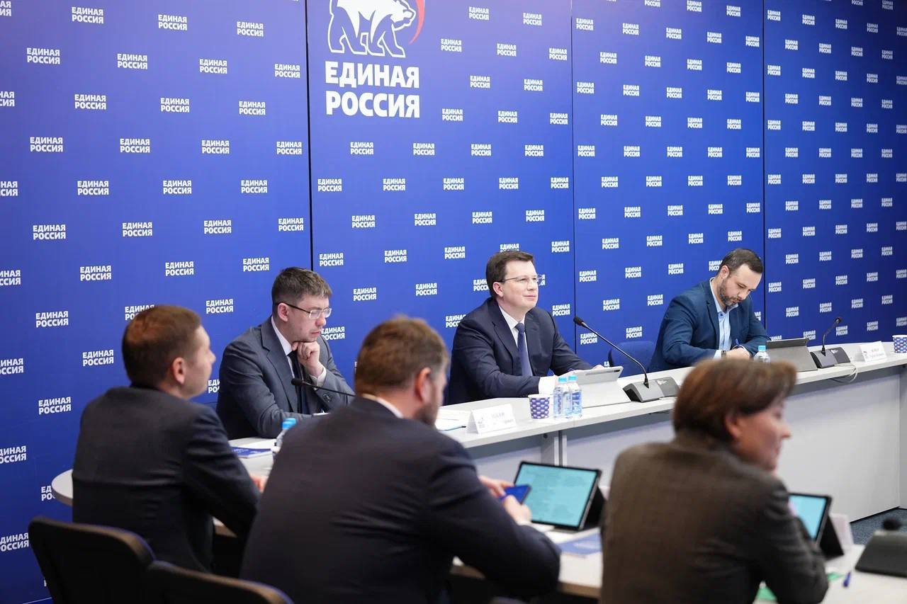 Госдума рассмотрит законопроект о размещении инфраструктуры связи вдоль автодорог этой весной