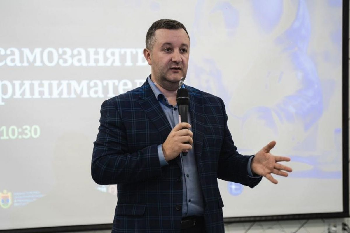 ПРЕДСЕДАТЕЛЬ РЕГИОНАЛЬНОГО ОБЩЕСТВЕННОГО СОВЕТА ФЕДЕРАЛЬНОГО ПАРТИЙНОГО ПРОЕКТА «ЦИФРОВАЯ РОССИЯ» БОРИС ВАЛИТ РАССКАЗАЛ О РАЗВИТИИ ИННОВАЦИЙ В НАШЕЙ РЕСПУБЛИКЕ И ПОДВЕЛ ИТОГИ УХОДЯЩЕГО ГОДА